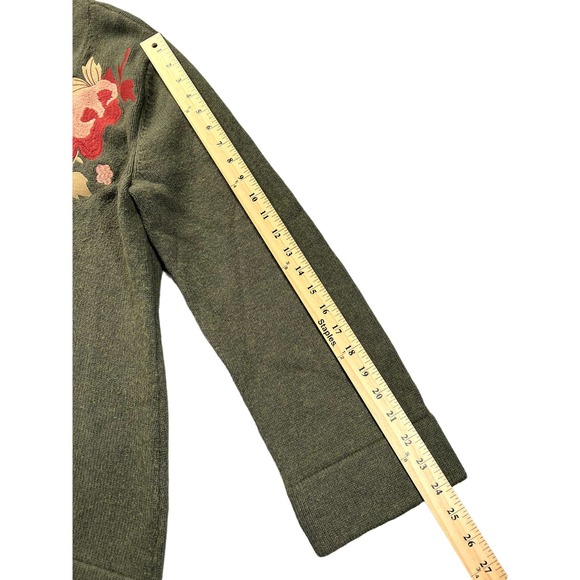 Soft Surroundings Green Embroidered Floral Okata Sweater Cardigan Size Large - Picture 10 of 10